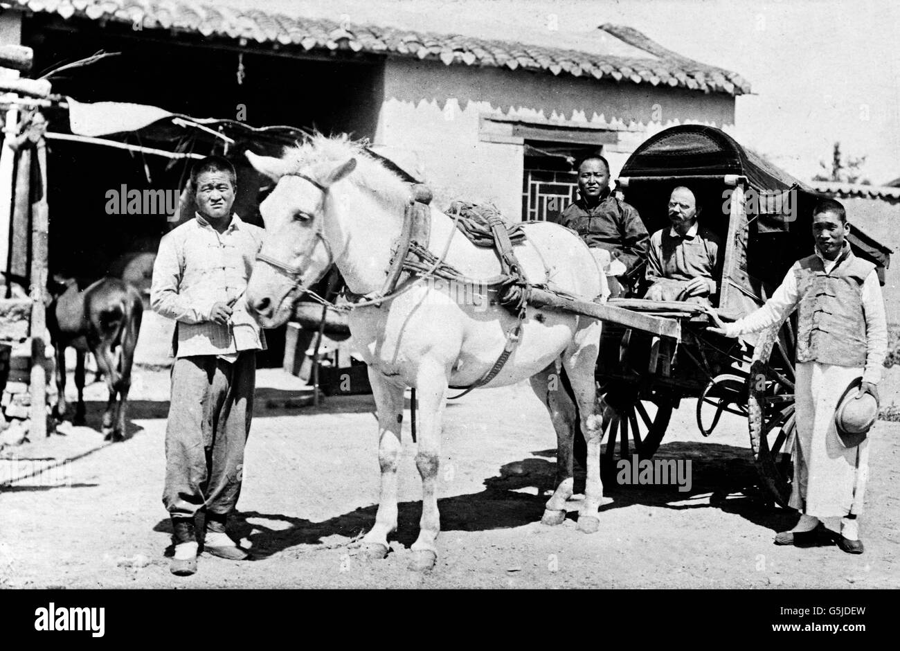 Horse carriage china hi-res stock photography and images - Alamy