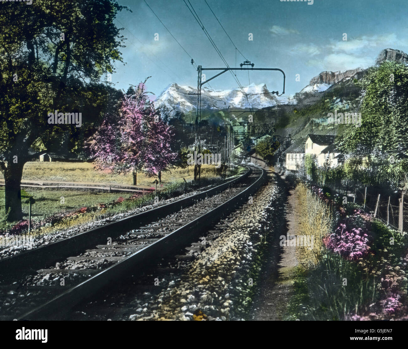 Die Gotthardstrecke bei Brunnen, Schweiz 1930er Jahre. Gotthard railway track near Brunnen, Switzerland 1930s. Stock Photo