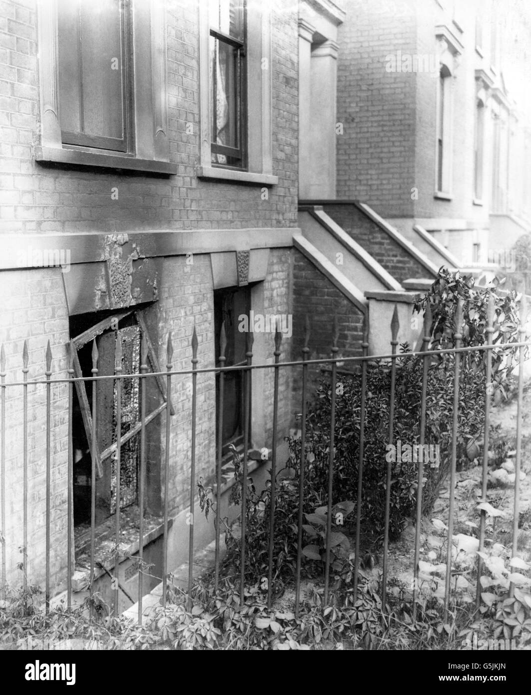 Bombed house hires stock photography and images Alamy