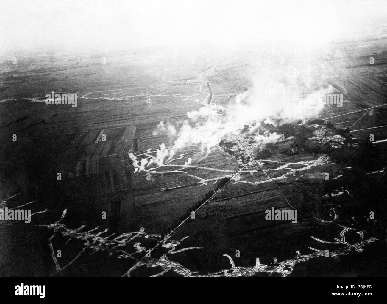 Ww1 first world great war bombs bomb bom hires stock photography and