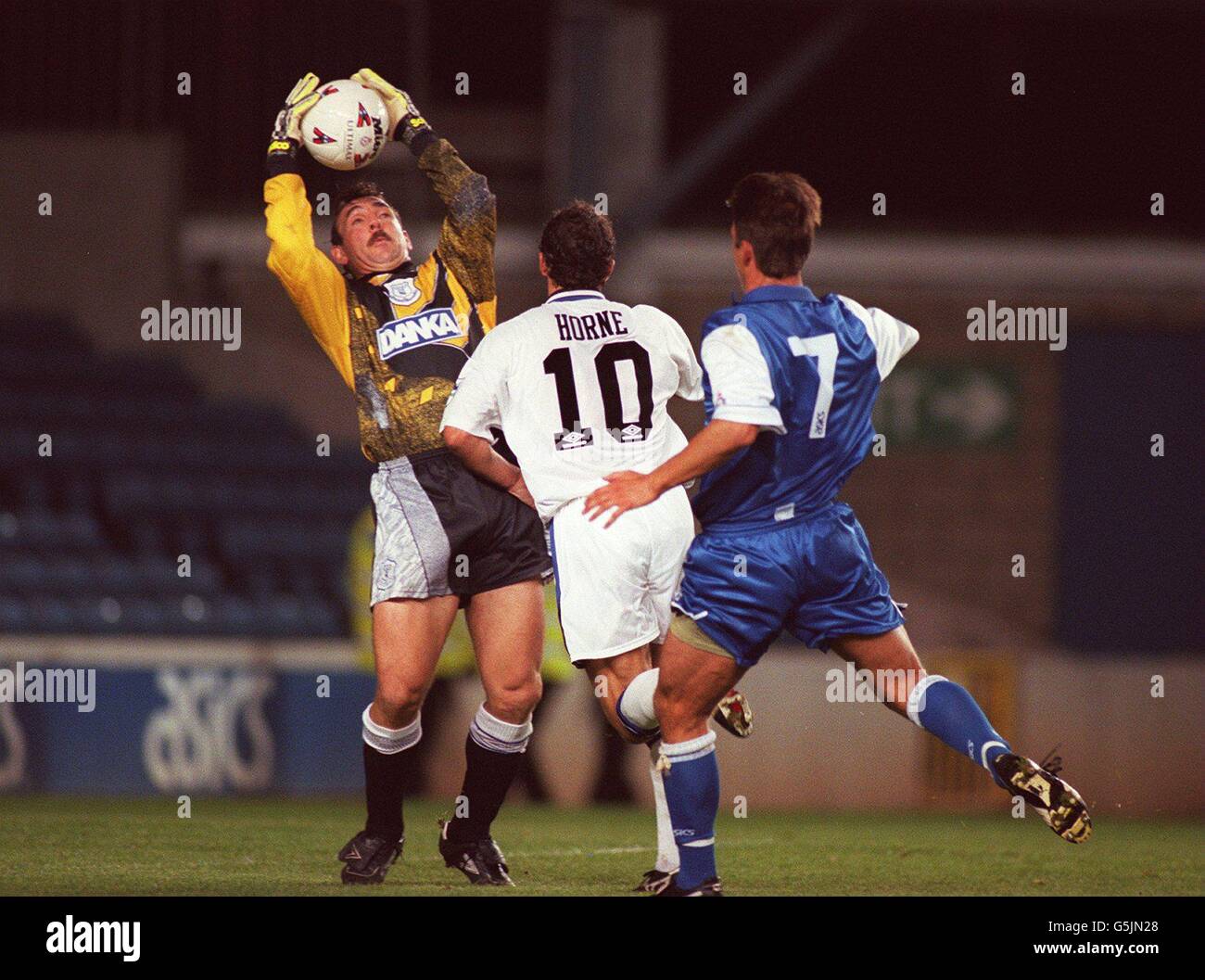 JASON VAN BLERK MILLWALL FC 24 January 1996 Stock Photo - Alamy