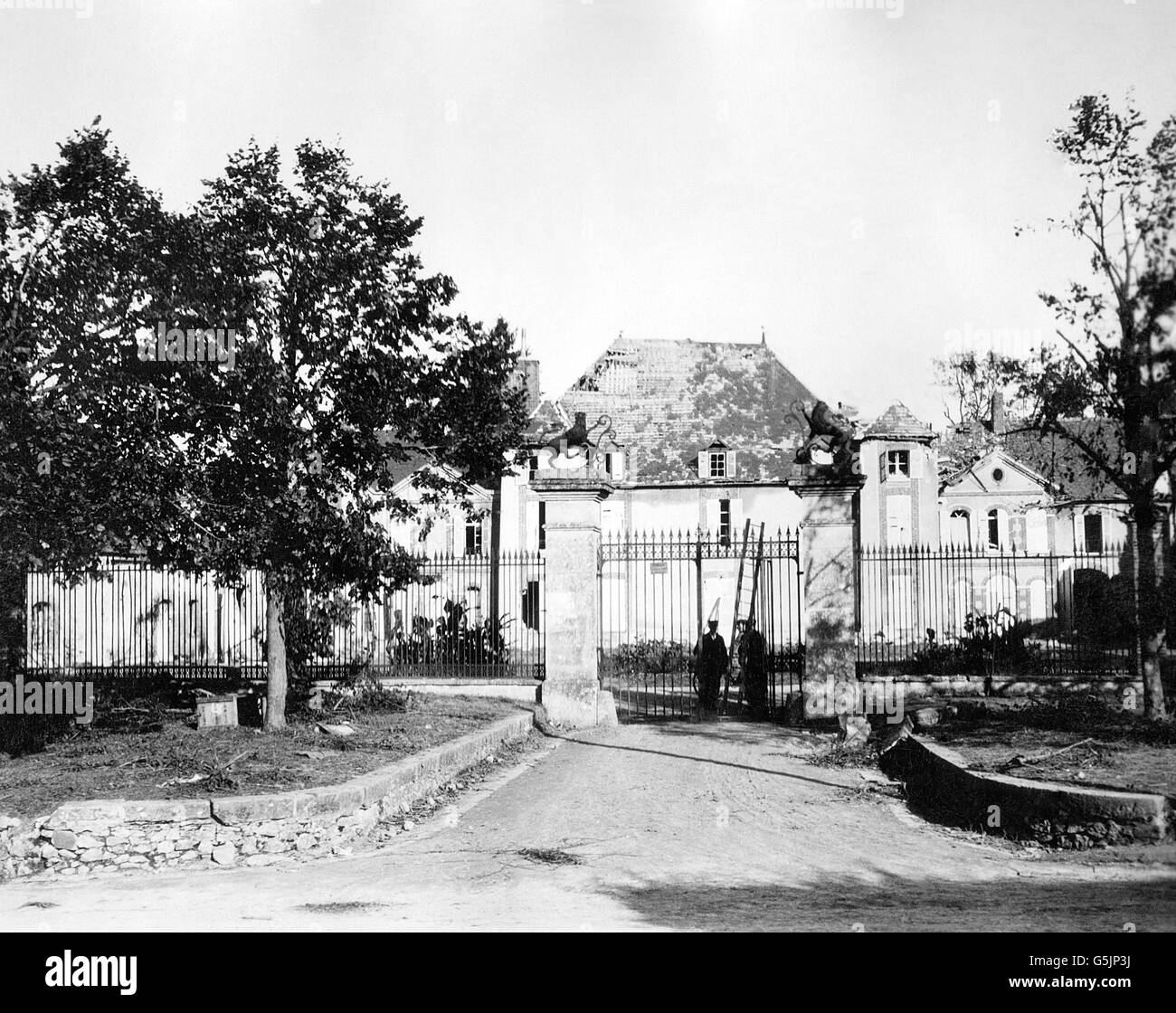 World War One - Shelled Chateau of Mme Maintenon - France Stock Photo