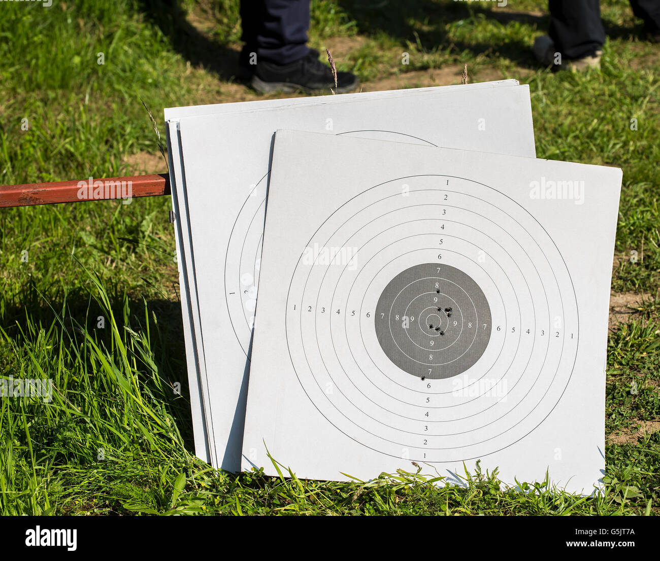 Paper targets hires stock photography and images Alamy