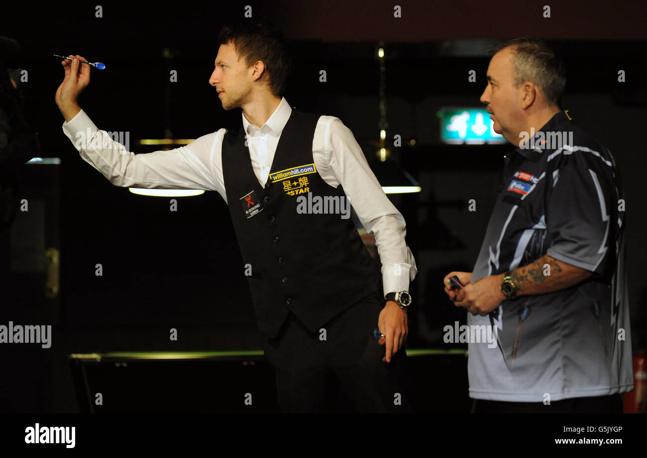 Darts Grand Slam of Darts Promotion Event Wolverhampton Stock Photo