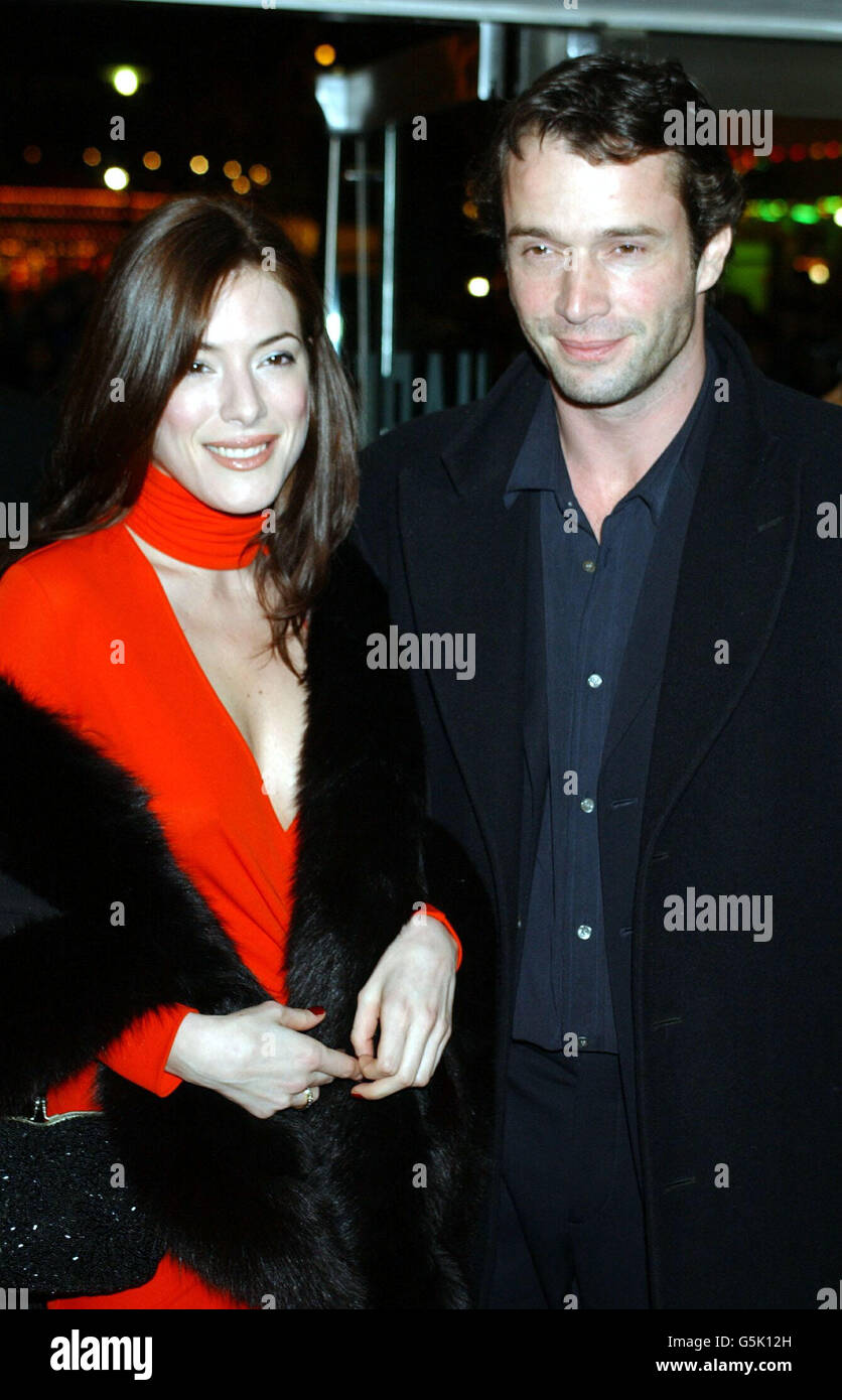 Actor James Purefoy arriving at the Odeon Leicester Square in London, for the world premiere of Lord of the Rings: The Fellowship of the Ring. Stock Photo