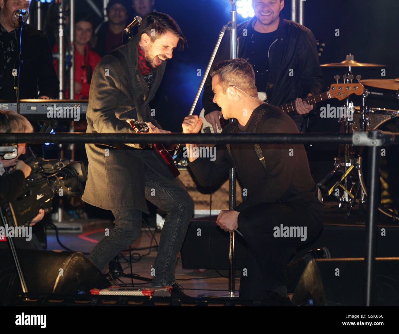 Oxford Street Christmas Lights Switch on London Stock Photo Alamy