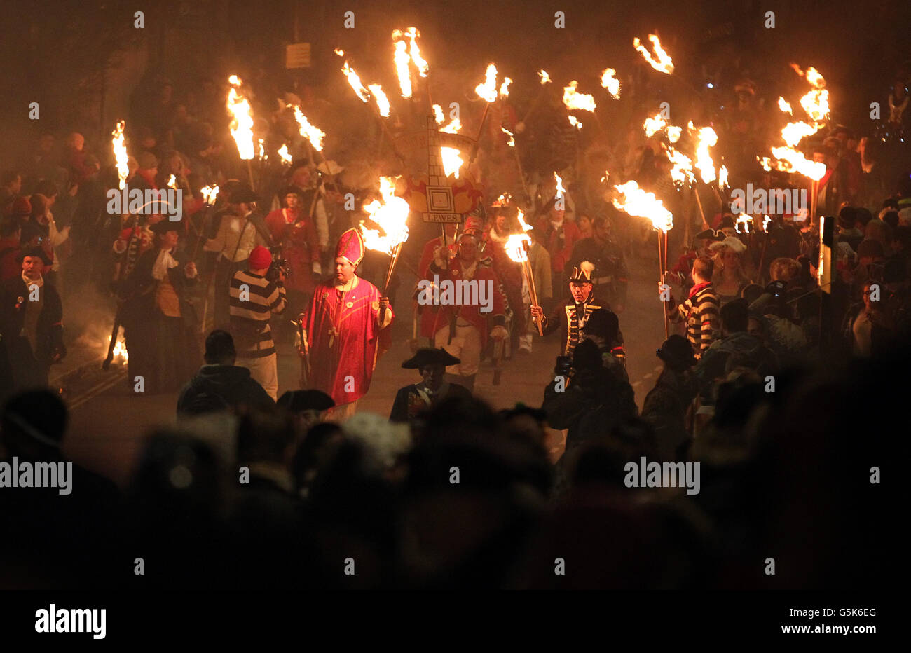 Lewes bonfire celebrations hi-res stock photography and images - Alamy