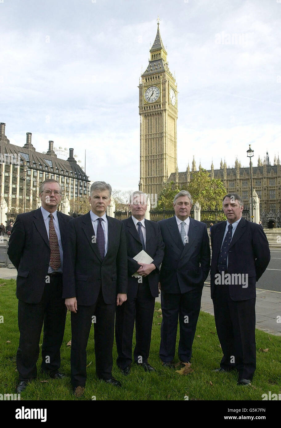 From left, MP for Nuneaton Bill Olner, MP for North Warwickshire Mike O'Brien, MP for Coventry South Jim Cunningham, MP for Coventry North West Geoffrey Robinson and MP for Rugby and Kenilworth Andy King outside the Houses of Parliament in London. *The five are protesting about the running of Coventry's NHS trust. Stock Photo