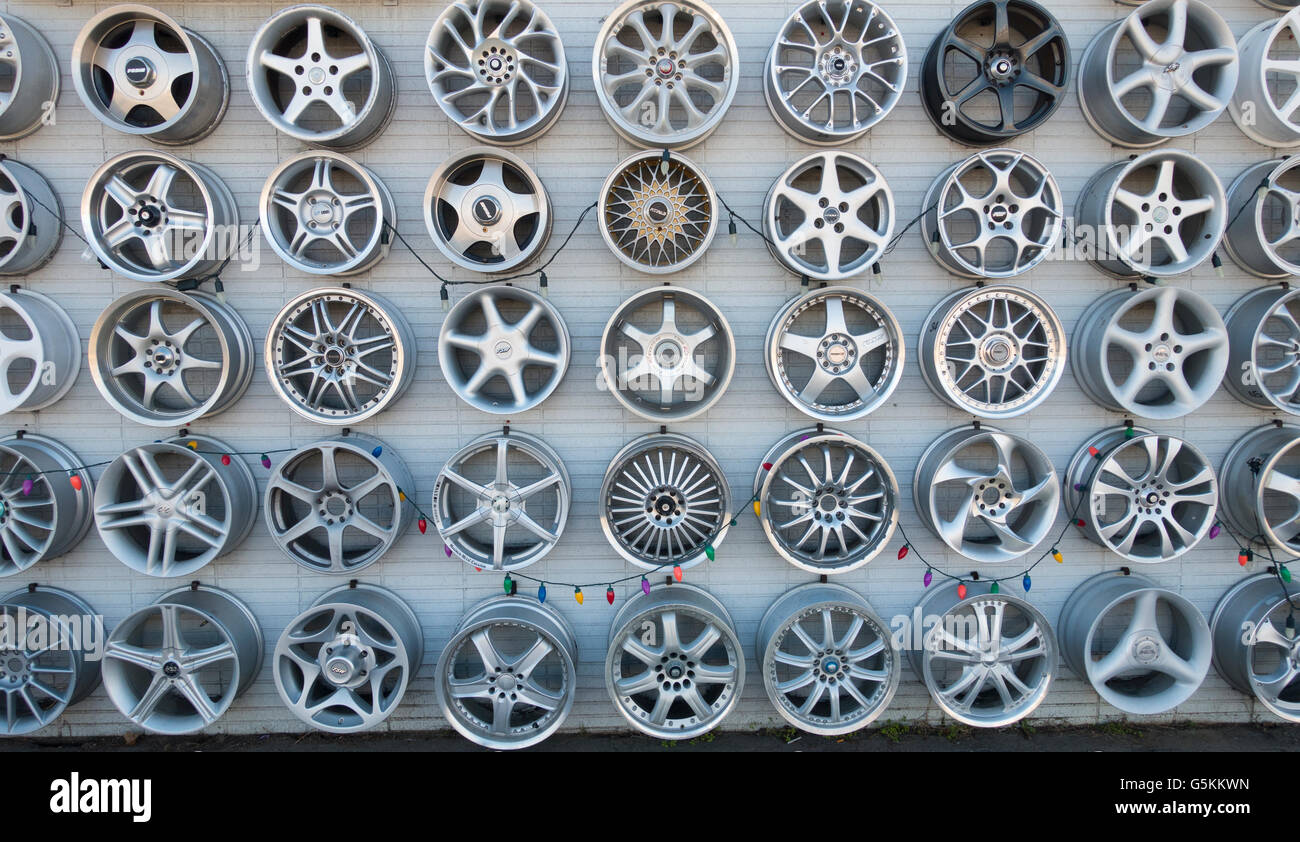 Hubcap store hires stock photography and images Alamy