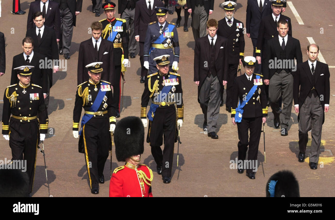 Members of the royal family walk behind the coffin of Queen Elizabeth, the Queen Mother, as the funeral procession makes its way along the Mall for Westminster Hall, where she will lie in state until her funeral at Westminster Abbey. * Front row from left: - The Duke of York, the Prince of Wales, the Duke of Edinburgh, the Princess Royal, the Earl of Wessex; 2nd row: - Viscount Linley, Prince William , Prince Harry, Peter Phillips; Rear row: - Daniel Chatto, the Duke of Kent, the Duke of Gloucester, Prince Michael of Kent and Commodore Timothy Laurence. Stock Photo
