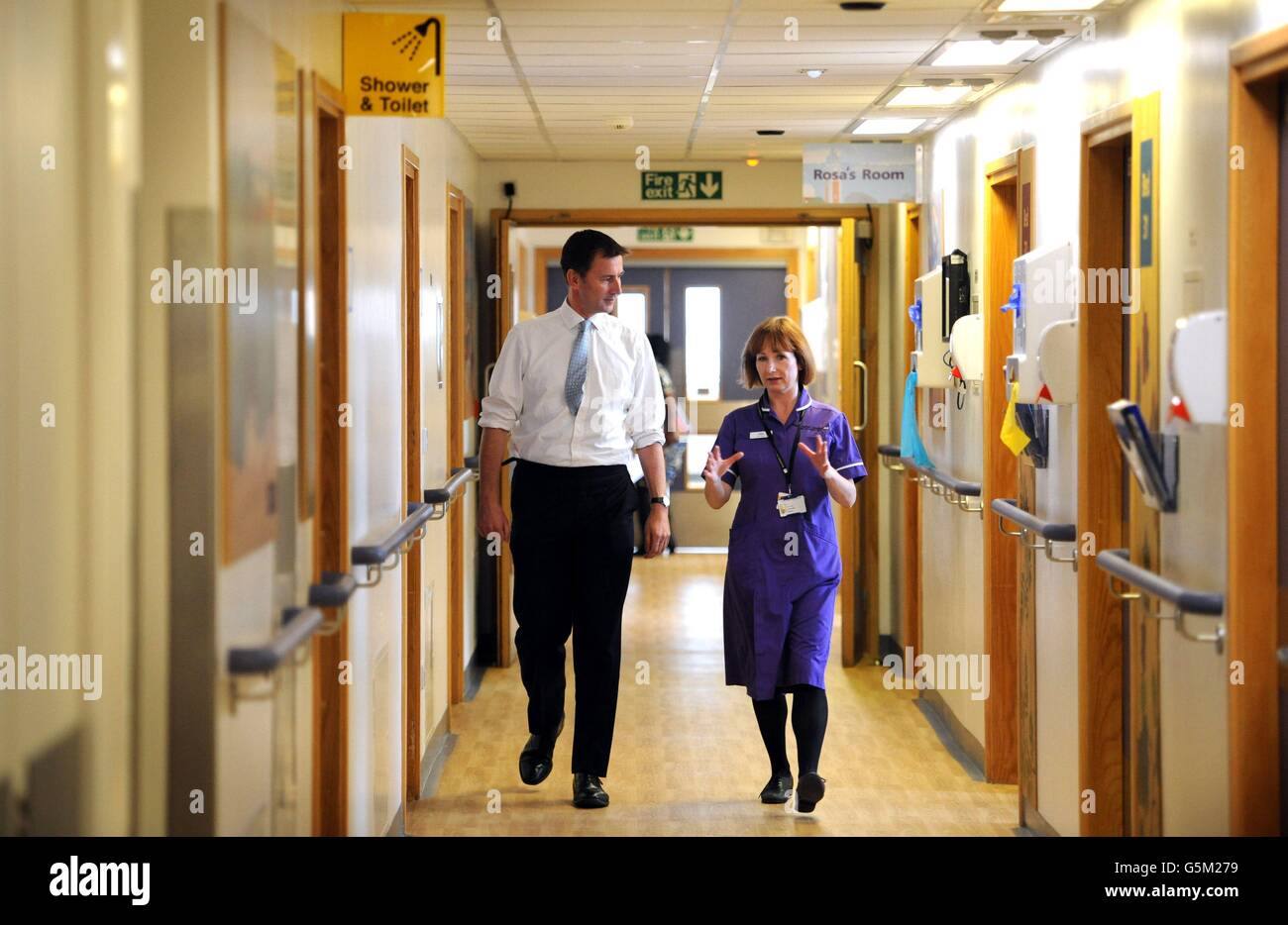 Health Secretary Jeremy Hunt meets matron Lisa de Jonge on the Marjory Warren ward at Kings College Hospital in London today. The ward is part of the Health and Ageing unit which assesses, treats and rehabilitates the elderly. Stock Photo
