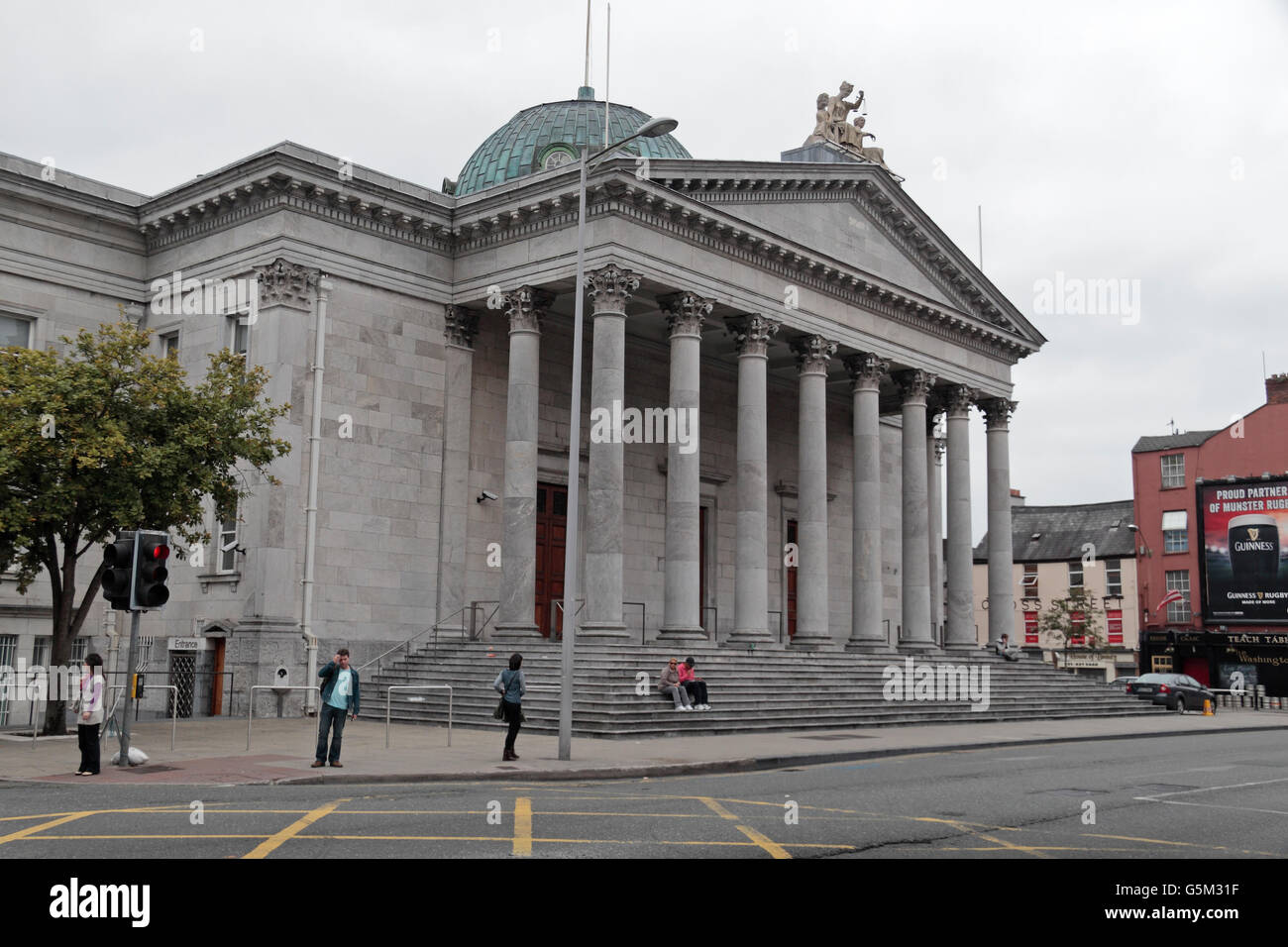 Cort Courthouse, Washington Street, in the City of Cork, County Cork, Ireland (Eire Stock Photo