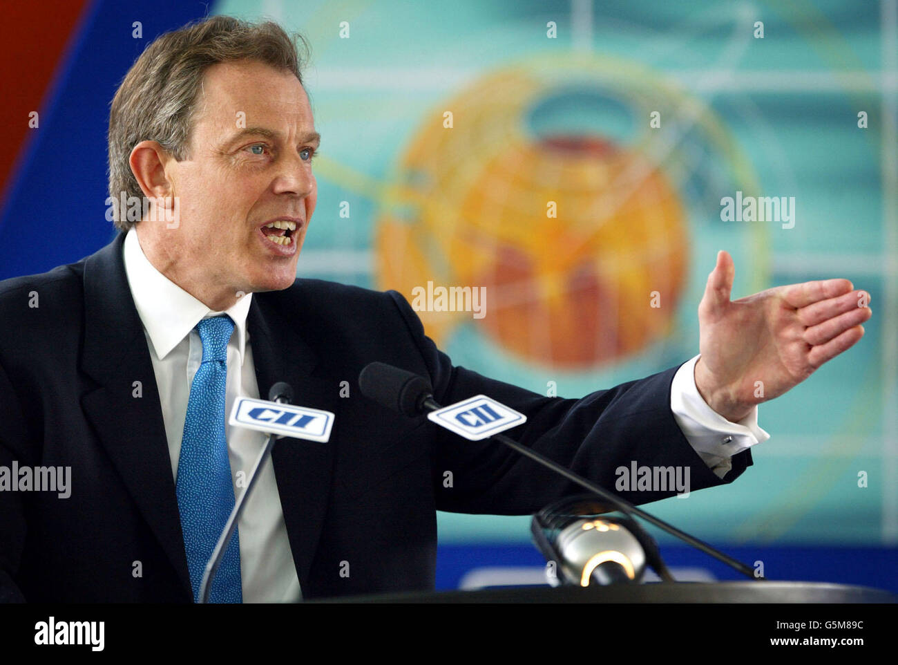 Britain's PM Tony Blair during tour of India Stock Photo - Alamy