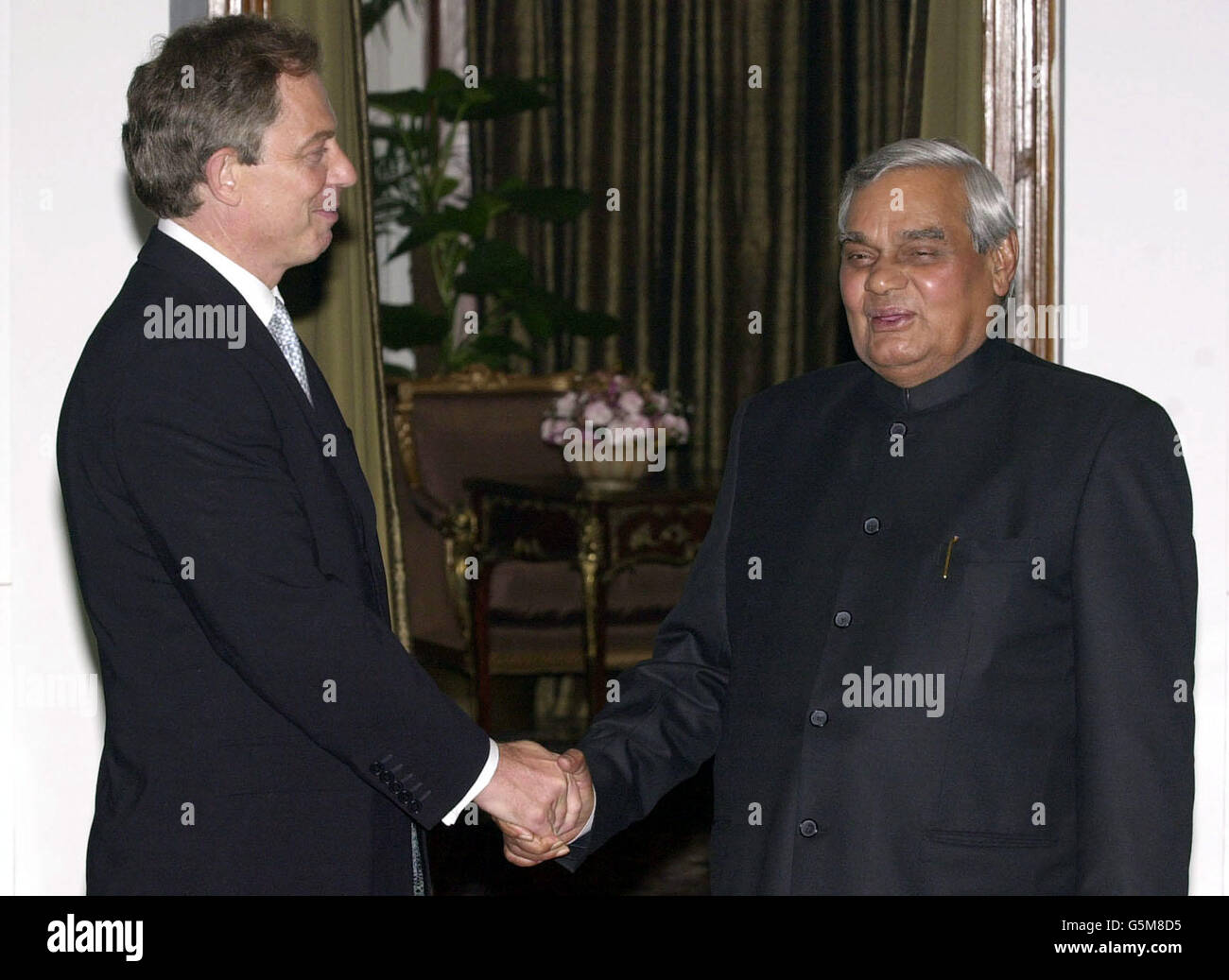 British PM Tony Blair and Indian PM (R Stock Photo - Alamy