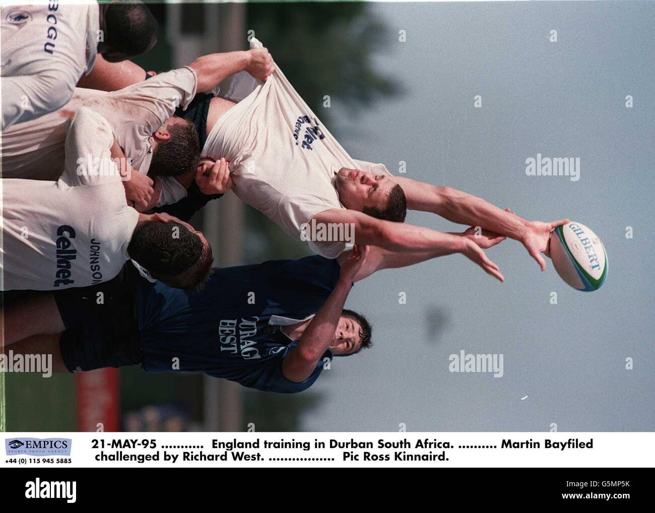 21-MAY-95 ........... England training in Durban South Africa. .......... Martin Bayfield challenged by Richard West Stock Photo