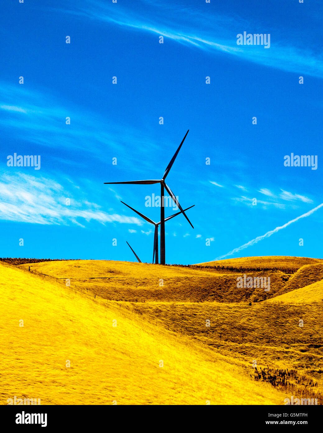 Wind generators at the Altamont pass in Northern California Stock Photo