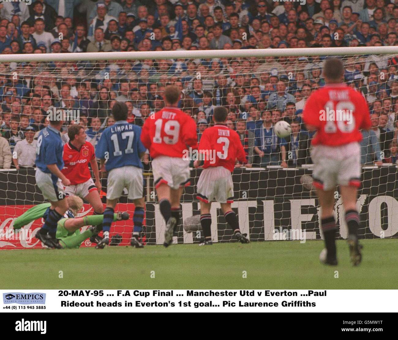 Paul rideout everton final hi-res stock photography and images - Alamy