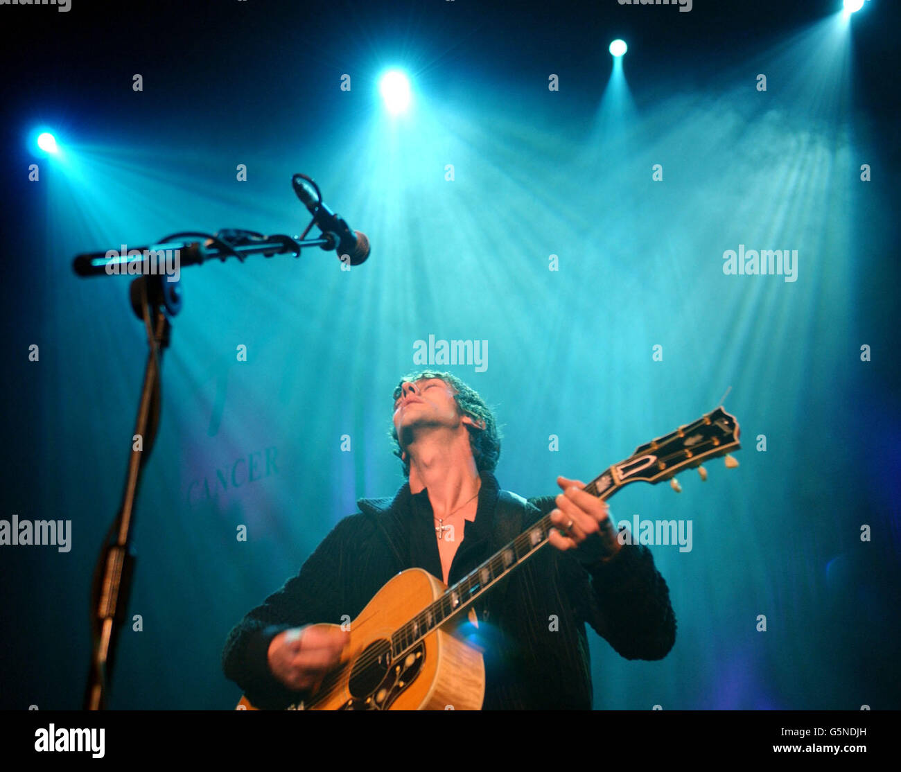 Richard Ashcroft Royal Albert Hall Stock Photo Alamy