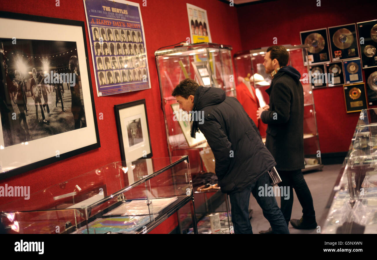 Bonham's Entertainment Memorabilia sale Stock Photo Alamy