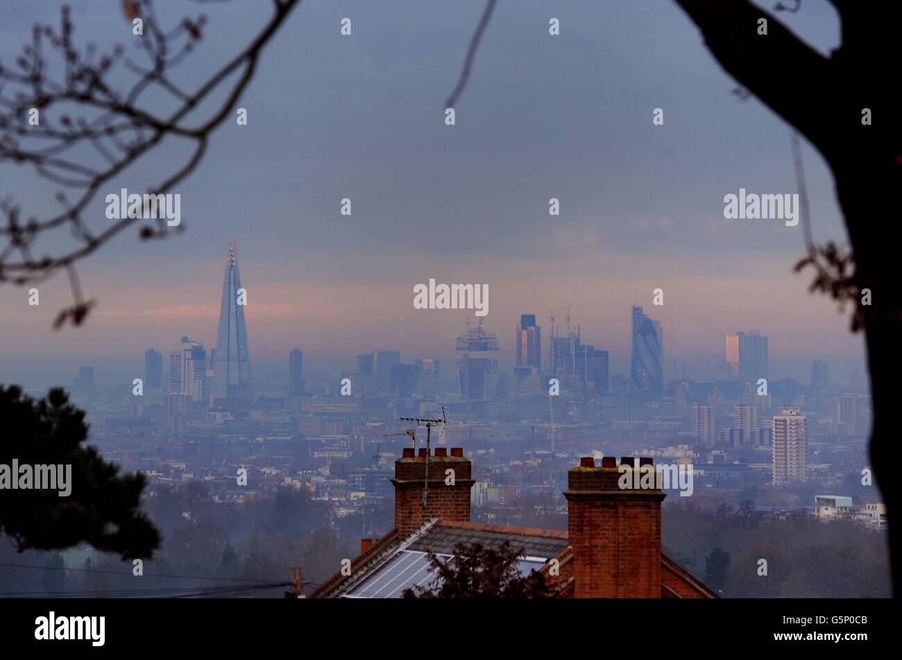 General view of mist on the London Skyline as temperatures struggle to reach 2 degrees in the capital, London. Stock Photo