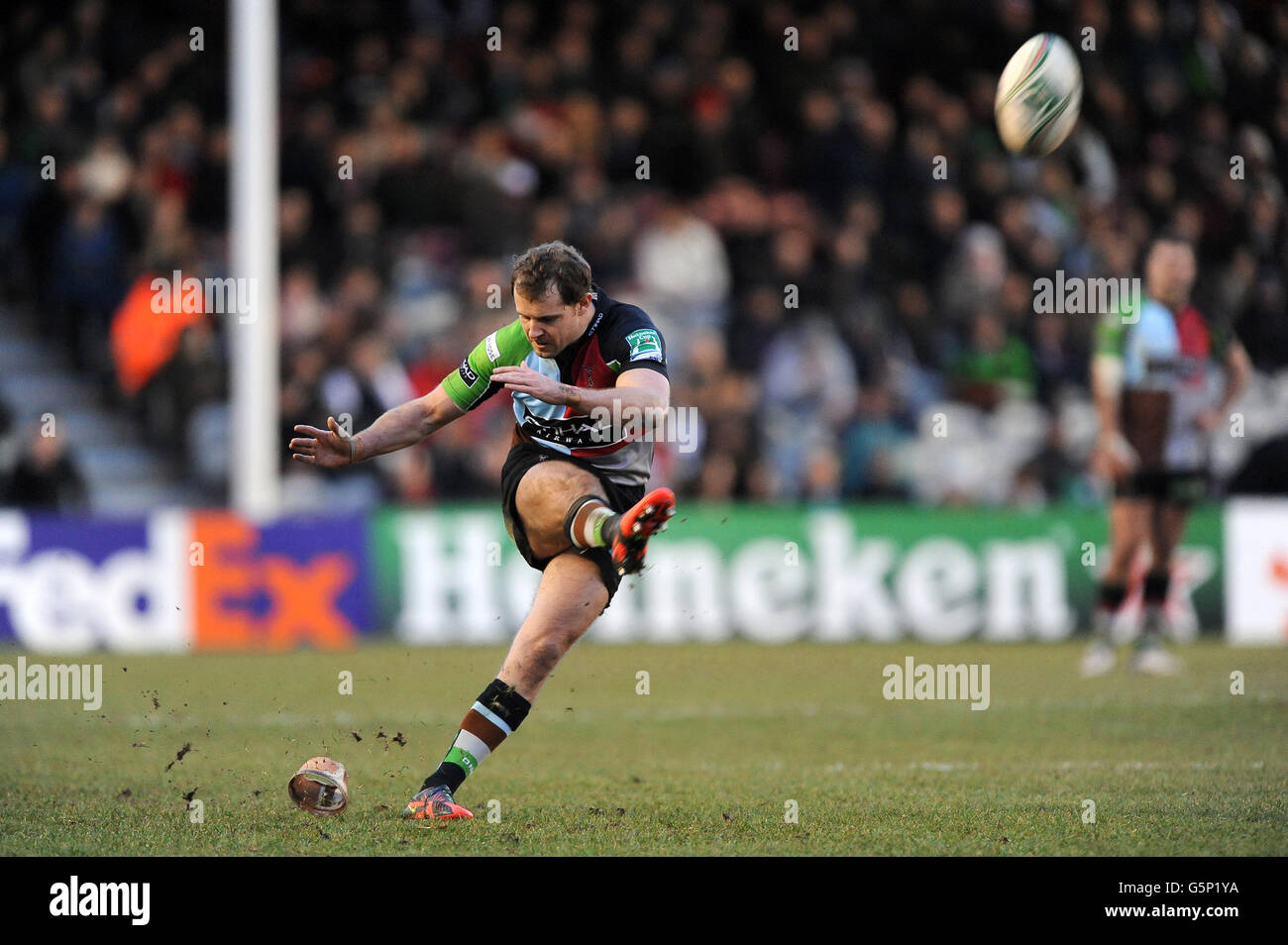 Stoop Capacity Rugby Rugby full length ball kicking kicks hi-res stock photography and ...