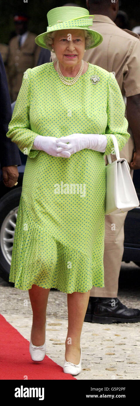 Queen visits the Sugar Mill Restaurant garden fair, Half Moon Hotel, Montego Bay, Jamaica during her Jubilee Tour. Stock Photo