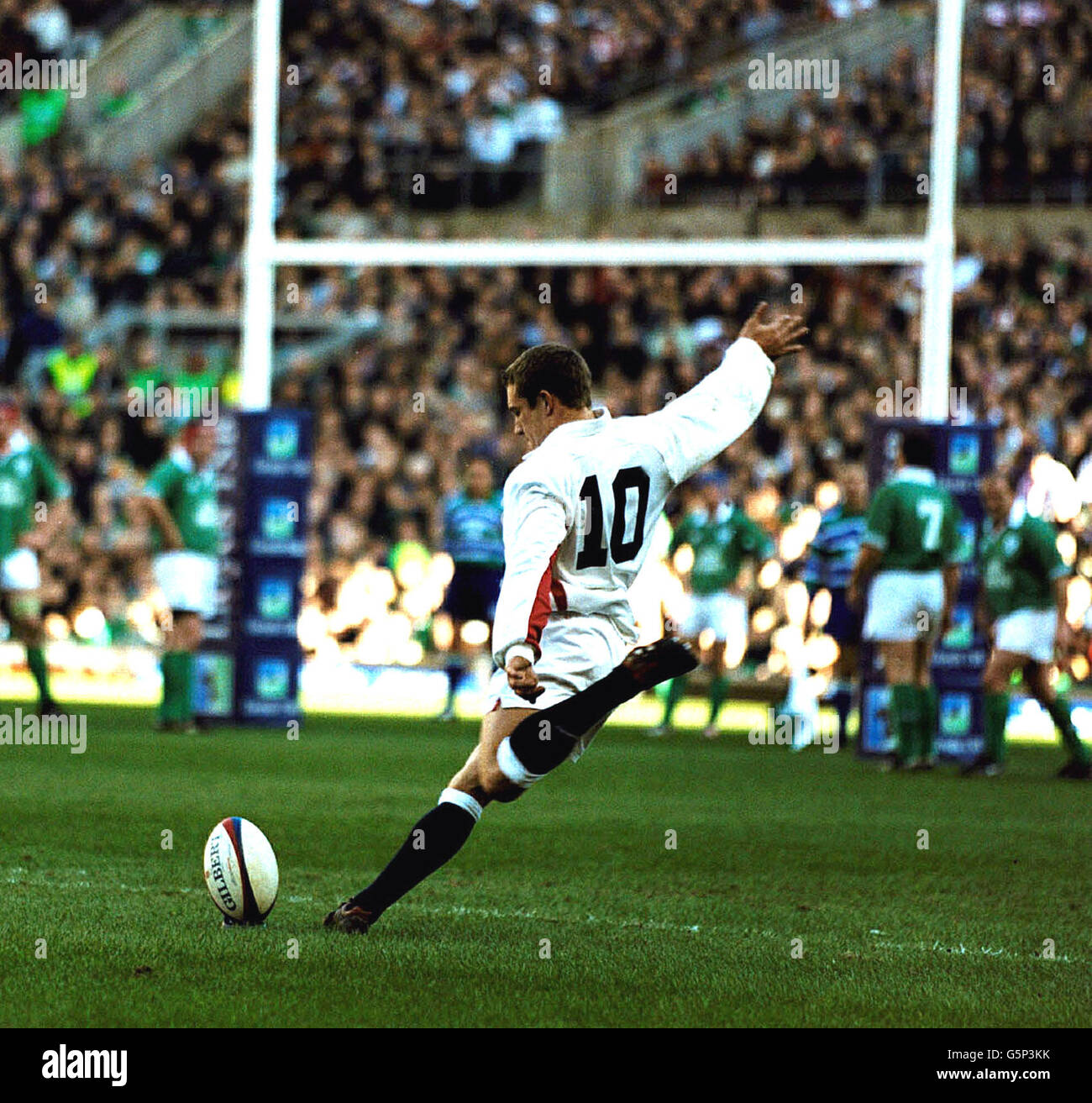 Rugby kick goal england hi-res stock photography and images - Alamy