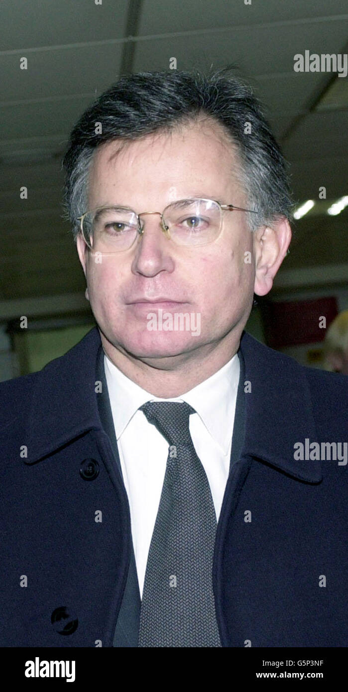Transport Secretary Stephen Byers arrives at Heathrow airport, south-west London, after having flown in from Newcastle-upon-Tyne with Health Secretary Alan Milburn. *..., - the Director of Communications at his government department. 10/04/02: Transport Secretary Stephen Byers who was featured in a newspaper advertisement criticised by the advertising watchdog . The advert, for a four-wheel-drive vehicle, wrongly attributed the statement 'burying bad news' to Mr Byers when in fact it was made in the infamous September 11 e-mail sent by his special adviser Jo Moore. The advertisement, for the Stock Photo