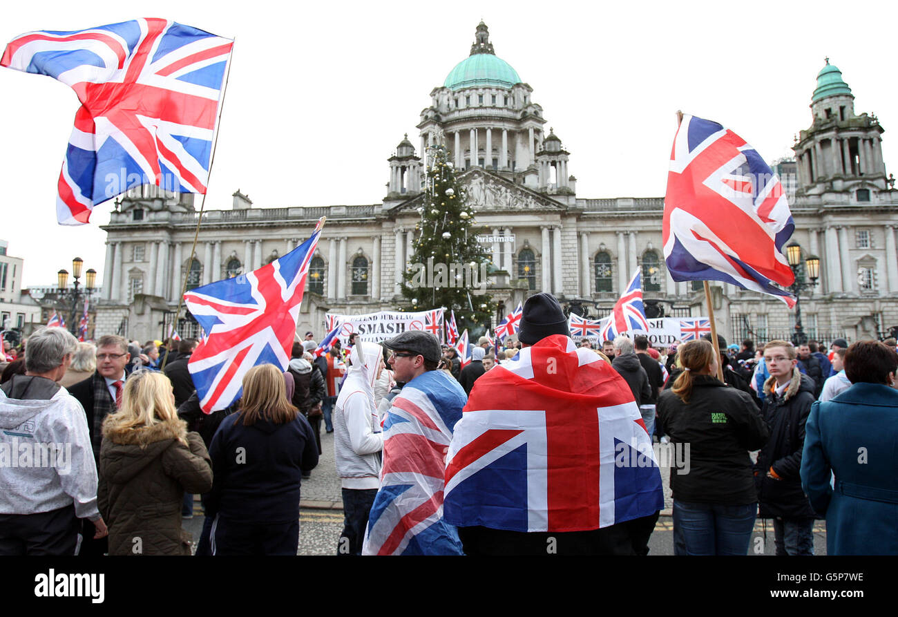 Loyalist Protestors converge on Belfast city hall. Stock Photo