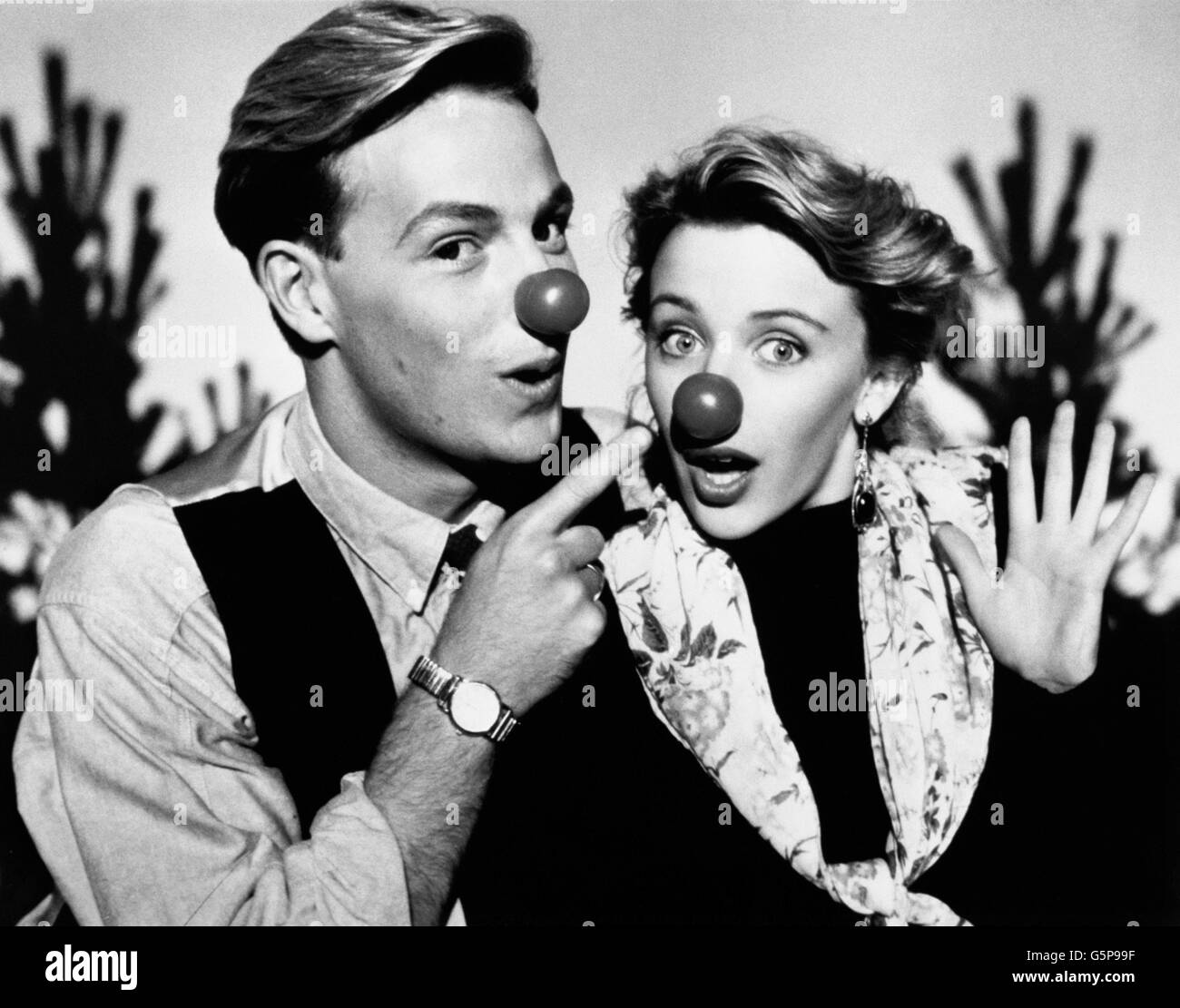 Kylie Minogue and Jason Donovan join the fun of Comic Relief raising