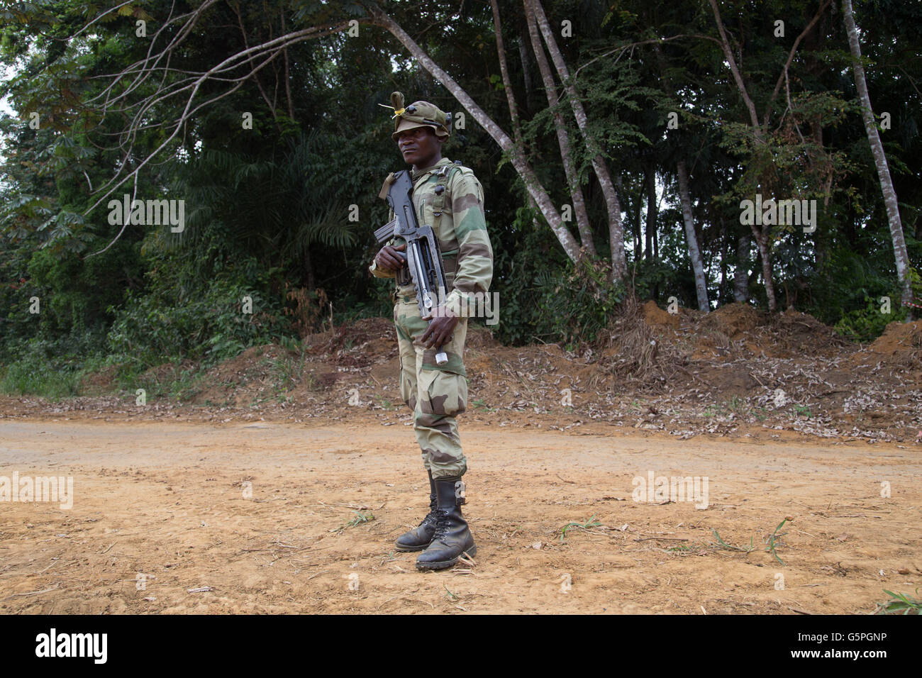 Gabon cameroon conflict hi-res stock photography and images - Alamy
