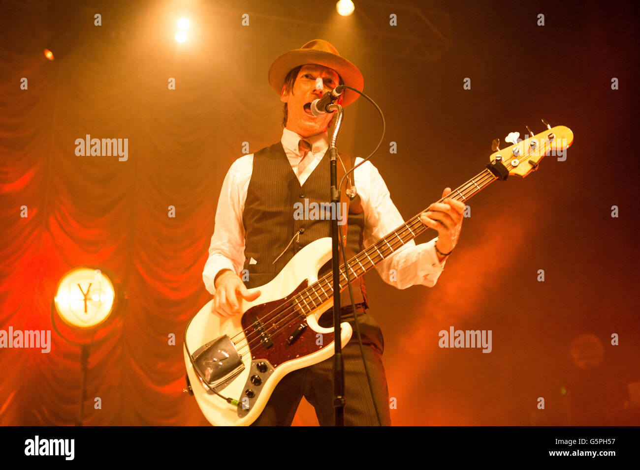 O2 Forum Kentish Town, Kentish Town, London, UK, 22nd June 2016, Vintage Trouble at the O2 Forum Kentish Town, Rick Barrio Dill of Vintage Trouble, Vintage Trouble on their 1 Hopeful Road tour in Kentish Town, London. Credit:  Richard Soans/Alamy Live News Stock Photo