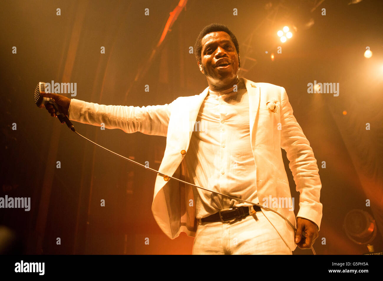 O2 Forum Kentish Town, Kentish Town, London, UK, 22nd June 2016, Vintage Trouble at the O2 Forum Kentish Town, Ty Taylor of Vintage Trouble, Vintage Trouble on their 1 Hopeful Road tour in Kentish Town, London. Credit:  Richard Soans/Alamy Live News Stock Photo