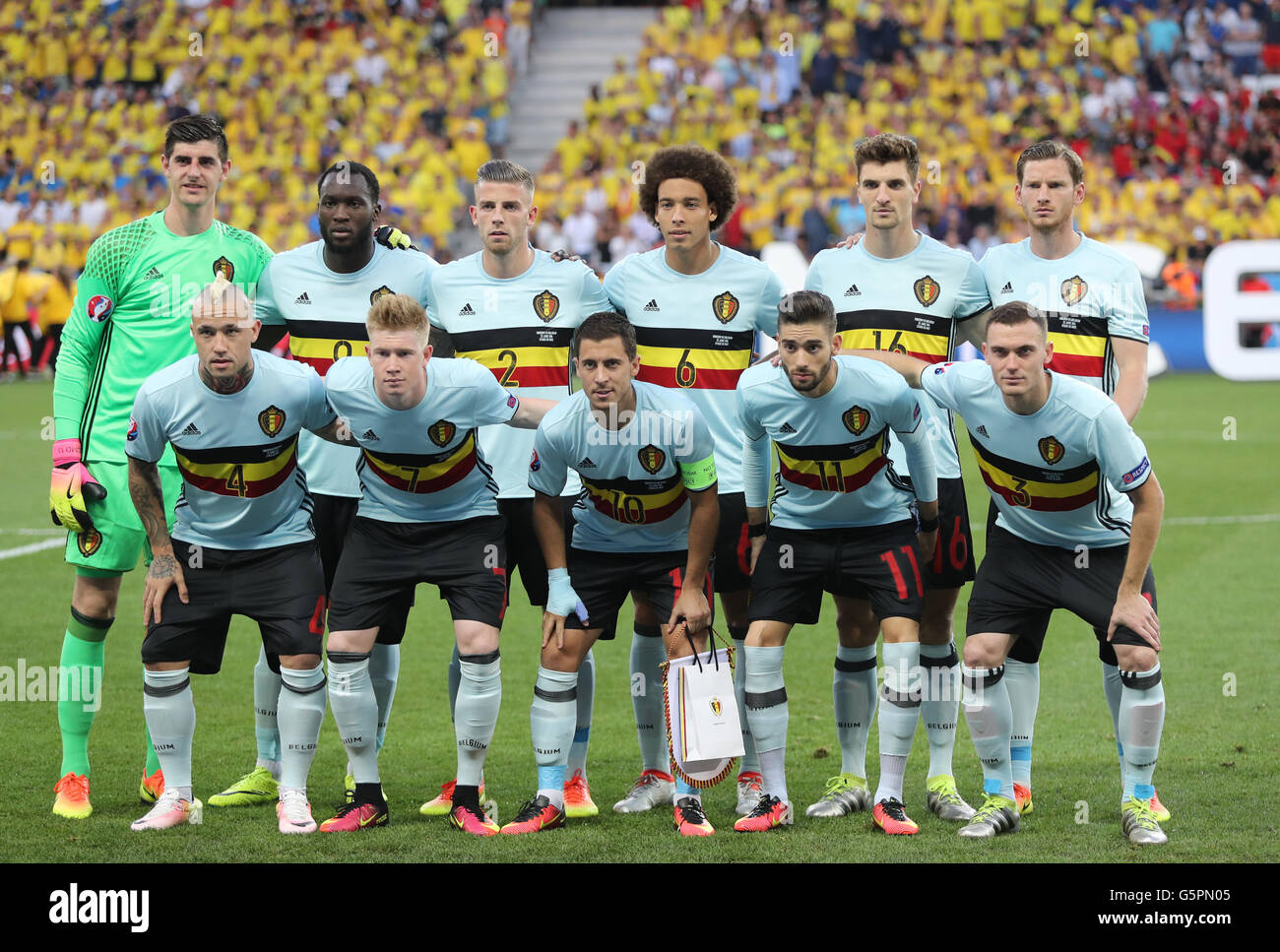 Nice, France. 22nd June, 2016. Players of Belgium national football team pose for a group photo before UEFA EURO 2016 game against Sweden at Allianz Riviera Stade de Nice, Nice, France. Credit:  Oleksandr Prykhodko/Alamy Live News Stock Photo