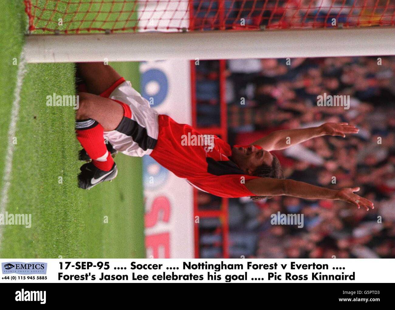 17-SEP-95 .... Soccer .... Nottingham Forest v Everton .... Forest's Jason Lee celebrates his goal Stock Photo