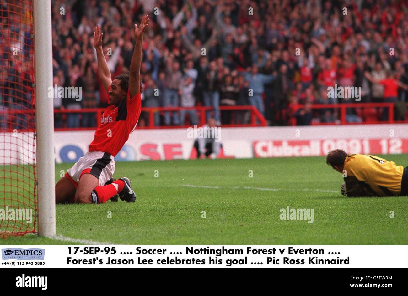 17-SEP-95 .... Soccer .... Nottingham Forest v Everton .... Forest's Jason Lee celebrates his goal Stock Photo