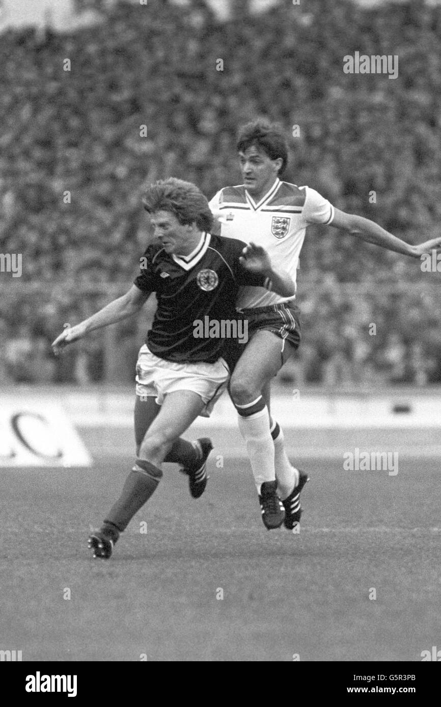 Gordon strachan scotland Black and White Stock Photos & Images - Alamy