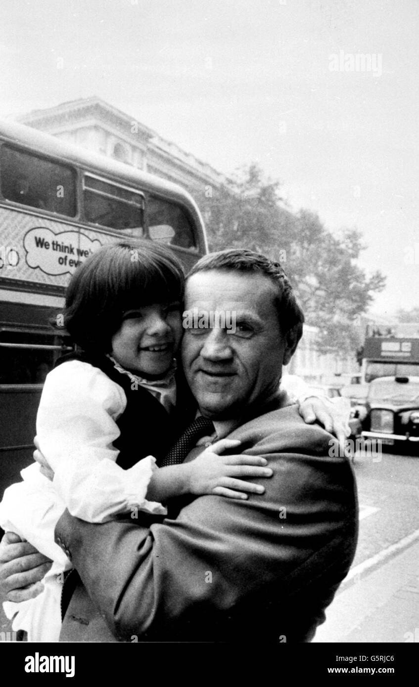 John Ridegway (48), the Atlantic hero and one of Britain's pioneering adventurers, with his adopted daughter Elizabeth, the Indian girl he rescued from the war-torn jungles of Peru, seeing London for the first time after a nine-month bureaucratic delay. He is in London to promote his new book, Road to Elizabeth. Stock Photo