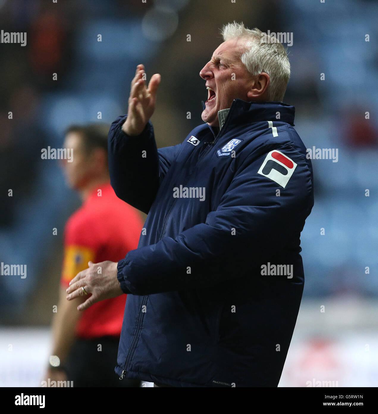 Soccer - npower Football League One - Coventry City v Tranmere Rovers - Ricoh Arena. Tranmere Rovers' manager Ronnie Moore screams at his players Stock Photo