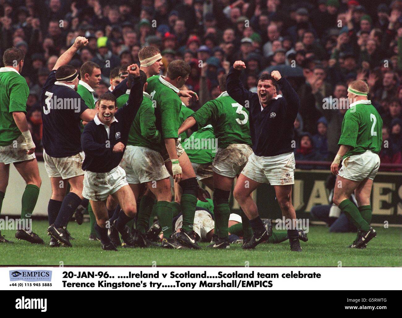 Five Nations rugby. Ireland v Scotland. Scotland team celebrate Terence ...