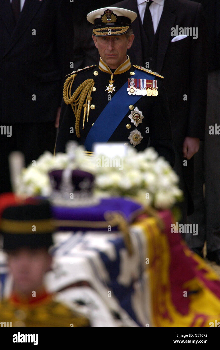 Queen Mother funeral Stock Photo - Alamy
