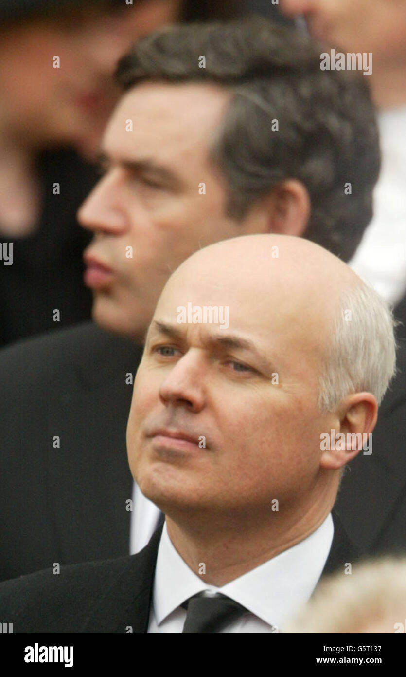 Queen Mother funeral Stock Photo - Alamy