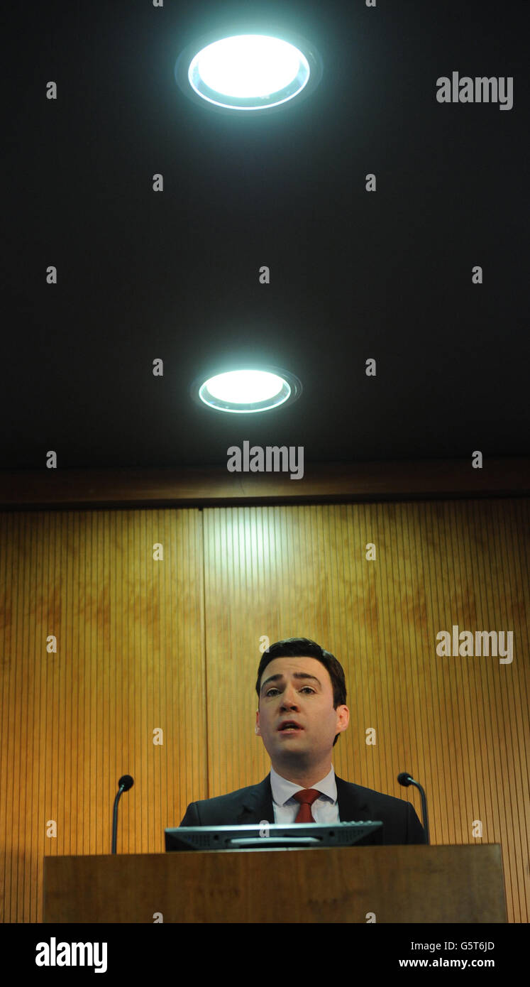 Andy Burnham Speech Stock Photo Alamy andy-burnham-speech-stock-photo-alamy