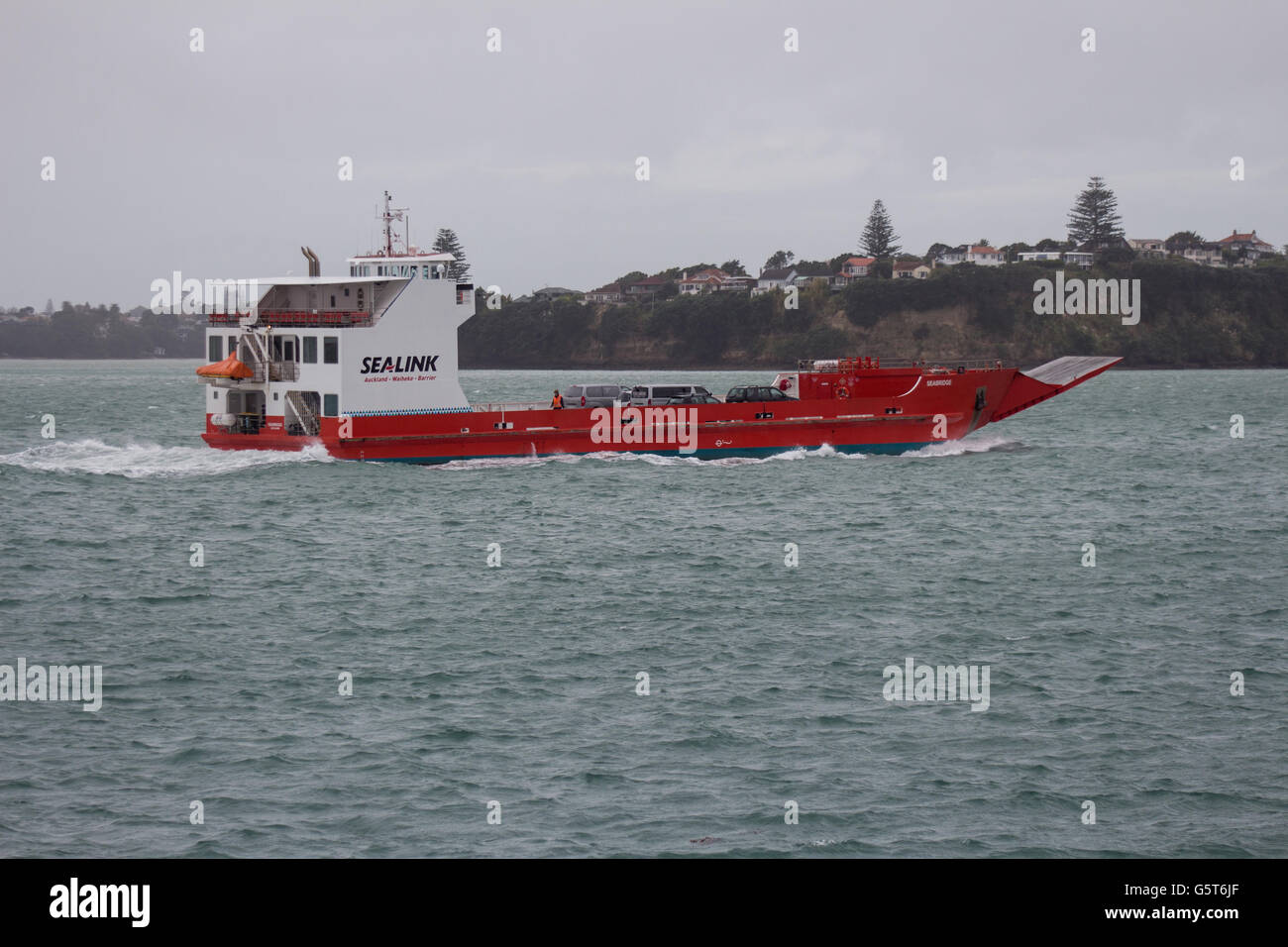 Sealink ferry Seabridge in the Auckland Harbour Stock Photo - Alamy