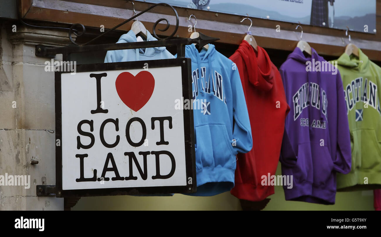 A Tourist Shop is pictured in Edinburgh as the Scottish Government agrees to change the question it will put to voters in next year's independence referendum. Stock Photo