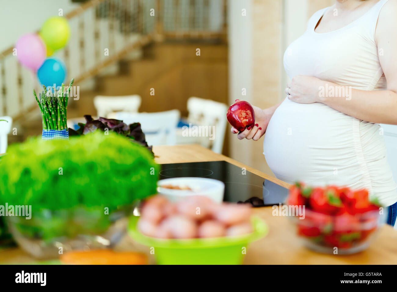 Pregnant woman healthy eating vegetables and fruit Stock Photo Alamy