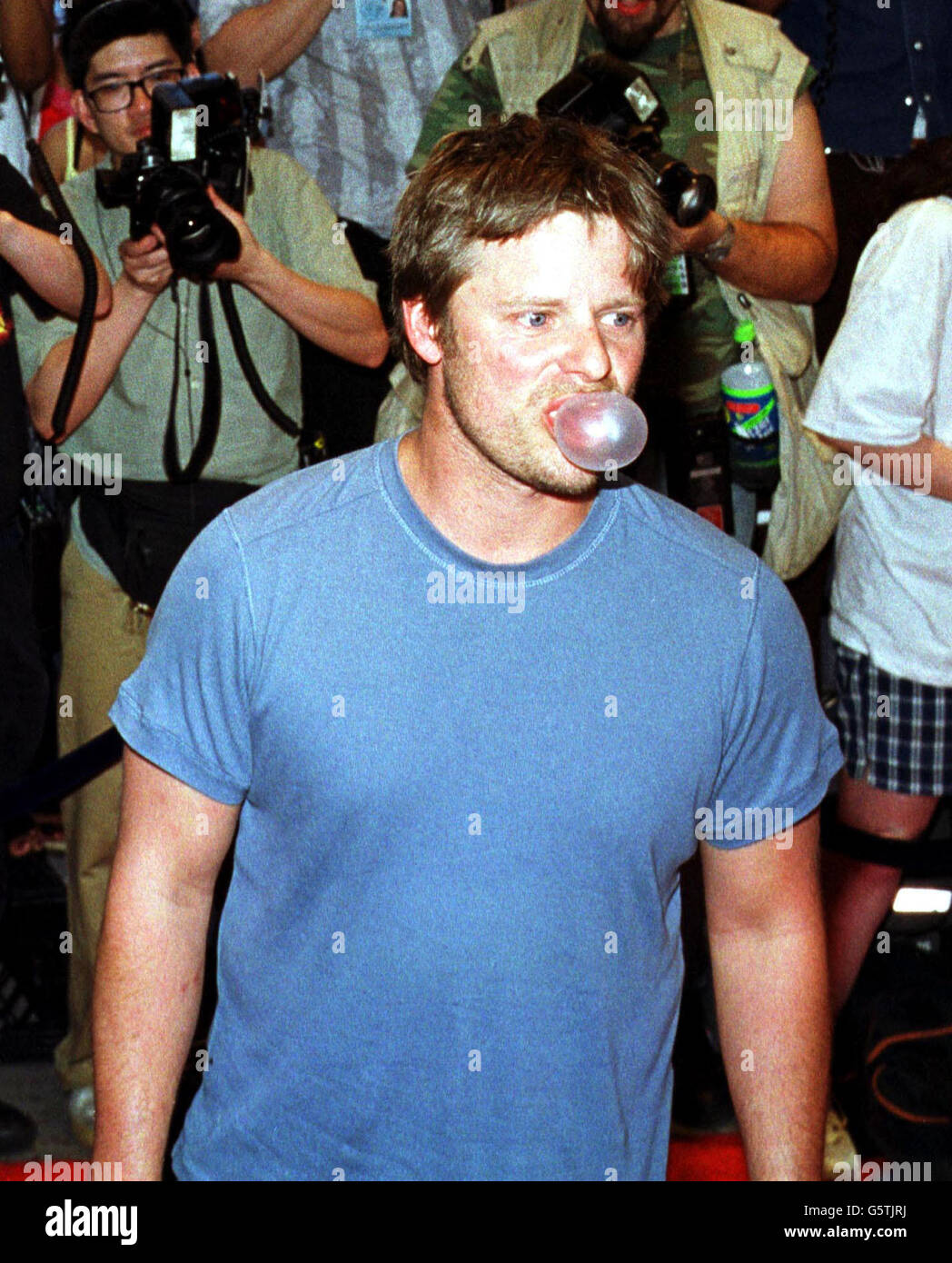 Celebrity head shoulders bubble gum blowing bubble film premiere hi-res  stock photography and images - Alamy