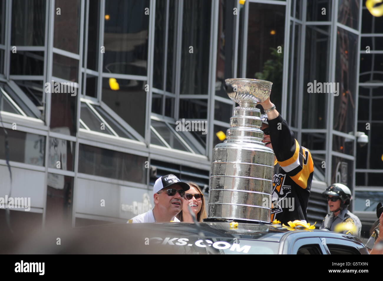 Pittsburgh Penguins Stanley cup victory parade May 2016 Stock Photo - Alamy
