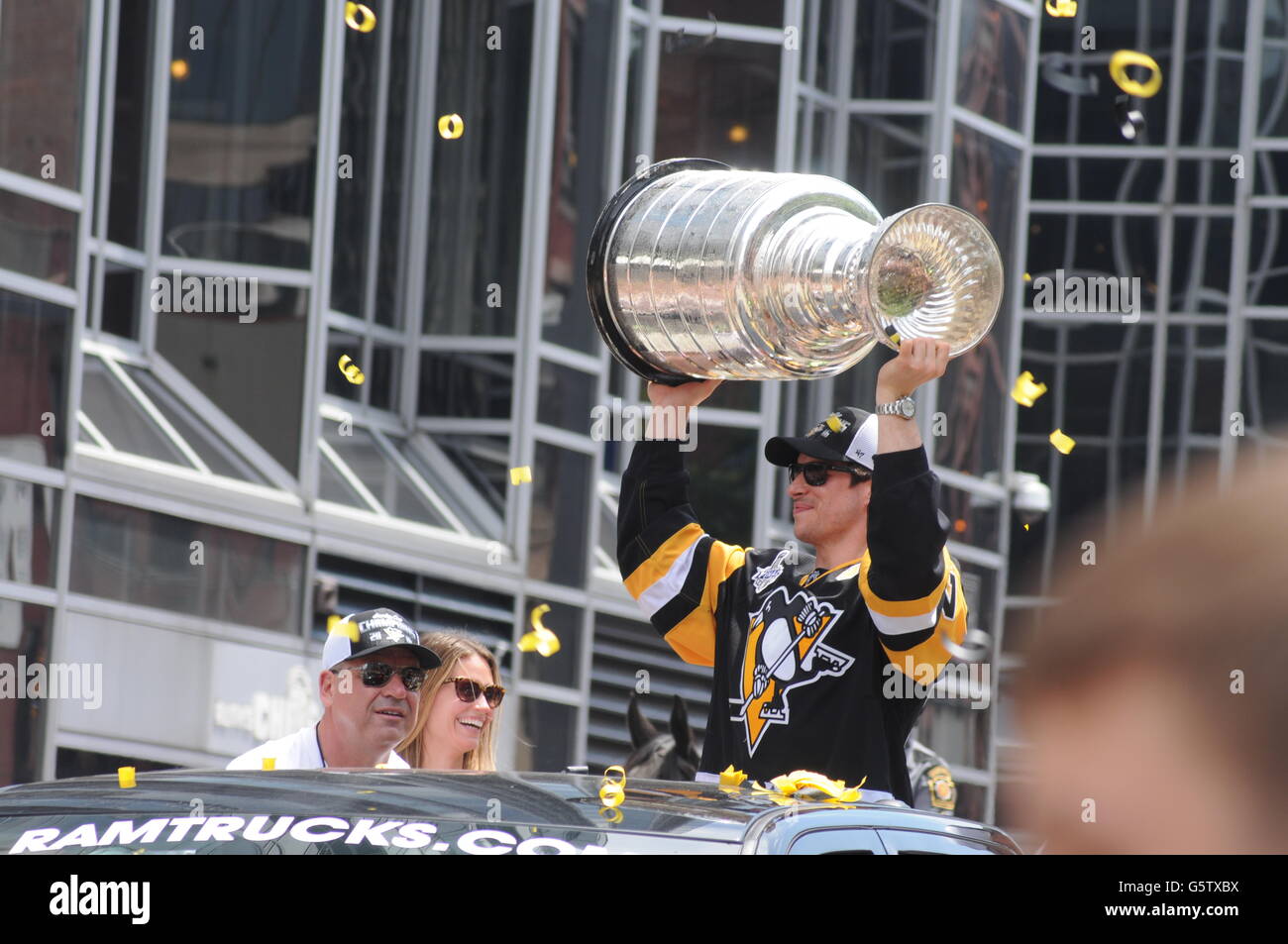 Pittsburgh Penguins Stanley cup victory parade May 2016 Stock Photo - Alamy