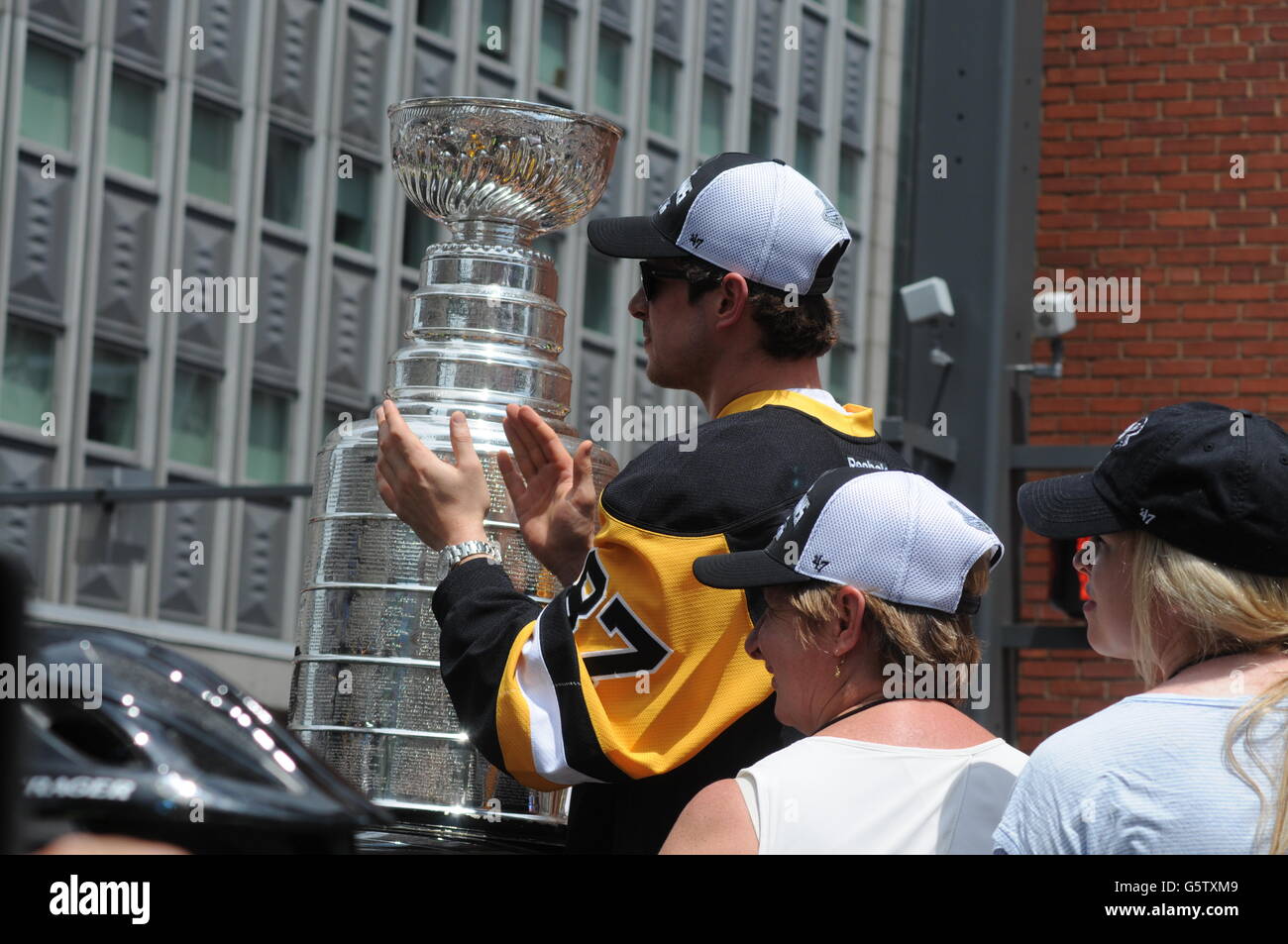 Pittsburgh Penguins Stanley cup victory parade May 2016 Stock Photo - Alamy